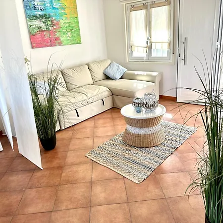 Casa Sunshine 2,0 Vacanze Al Mare Holiday home Punta Braccetto